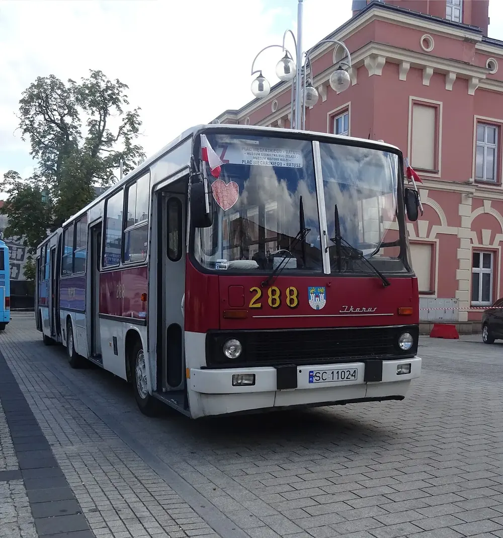 Bus IKARUS-280