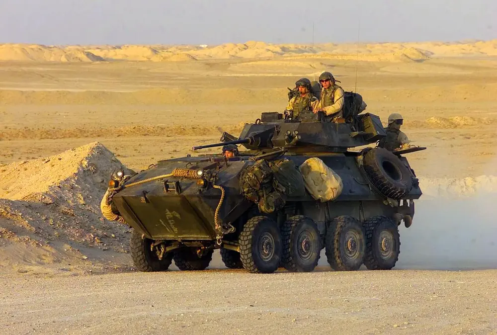 IFV LAV-25