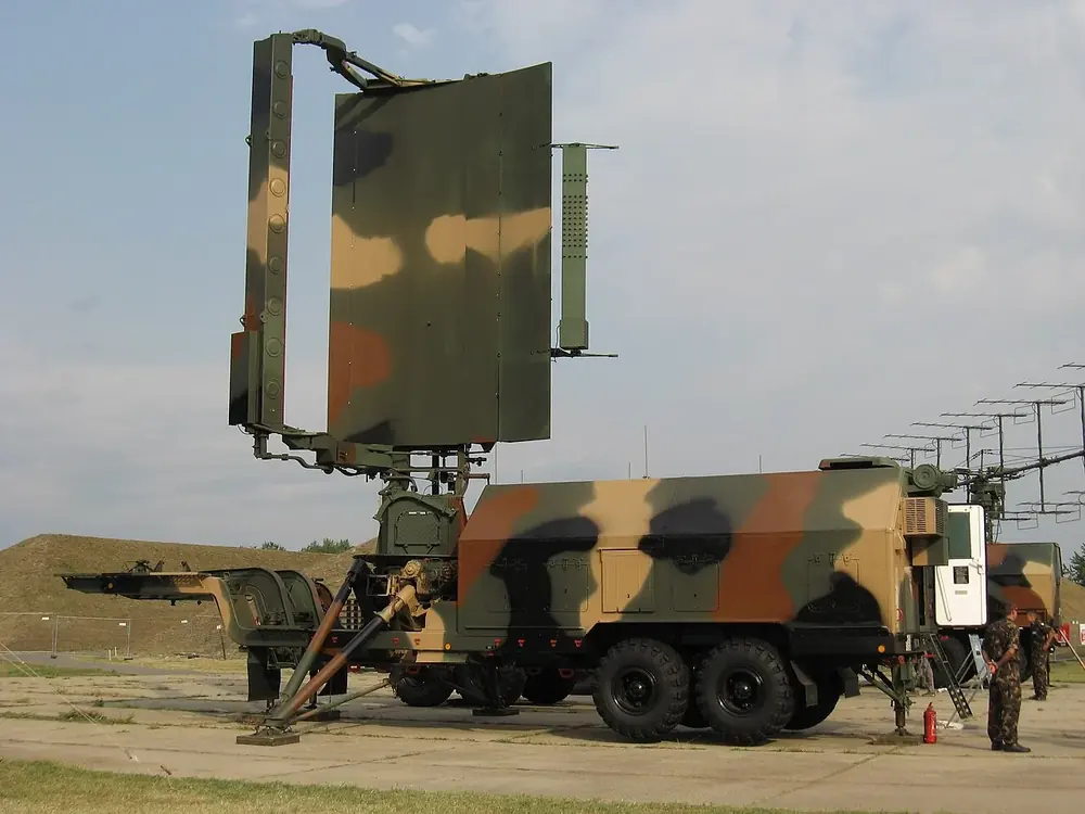 SAM SA-5 S-200 19J6 (ST-68U) "Tin Shield" SR