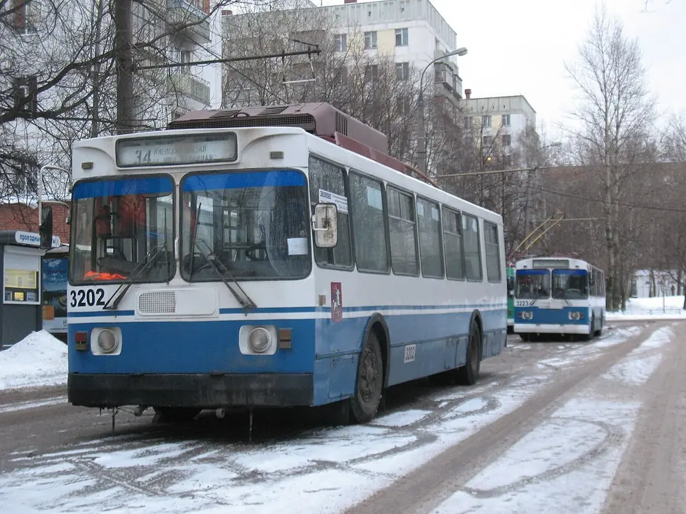 Bus ZIU-9 Trolley