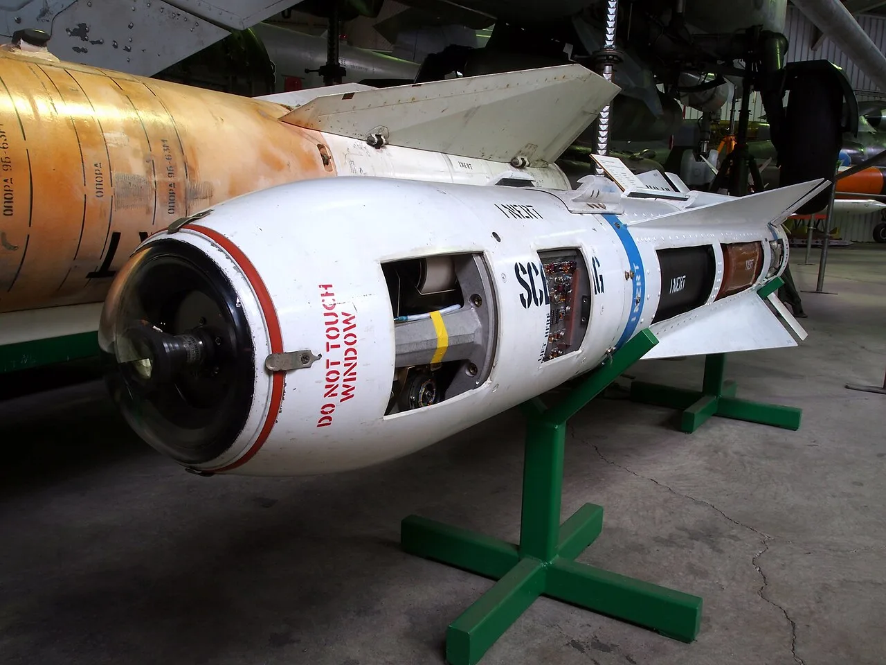 AGM-65B